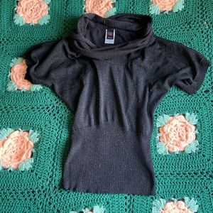Medium Y2K Windsor top